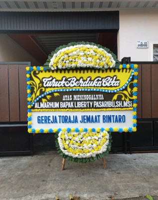 Papan Bunga Duka di Hulonthalangi