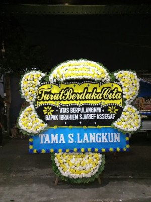 Papan Bunga Duka di Hulonthalangi